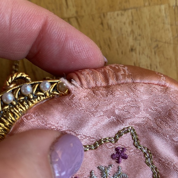 Vintage Coral Pink Coin Purse, Rococo Style, 1990's Tiny Handbag for Change - Picture 6 of 12